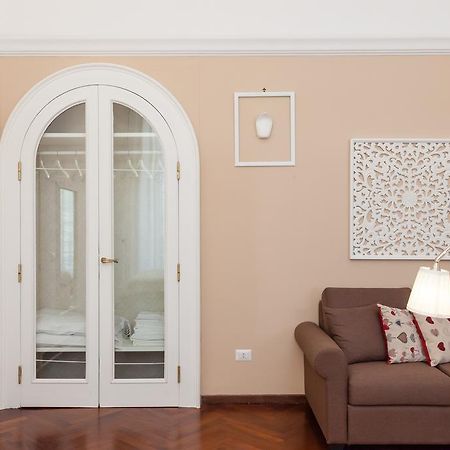 Ferienwohnung Garibaldi I Neapel Exterior foto