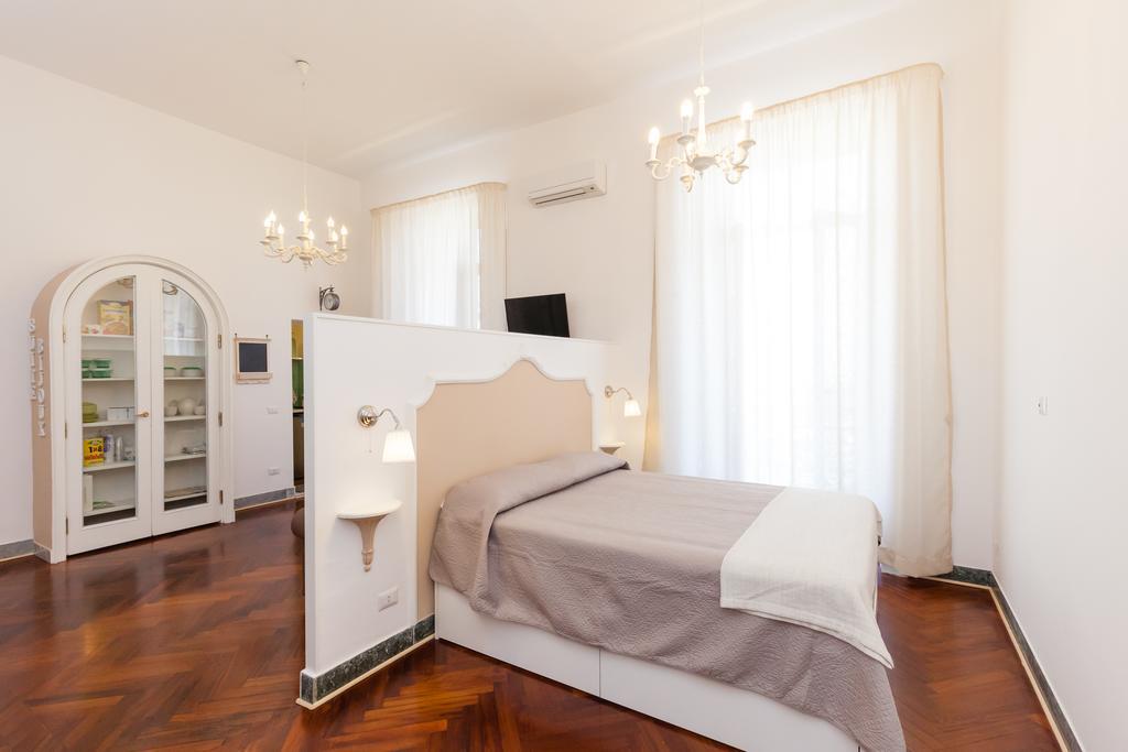 Ferienwohnung Garibaldi I Neapel Exterior foto